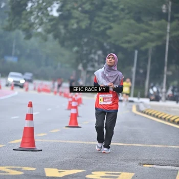 Runner Photo 7034293