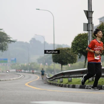 Runner Photo 7034294