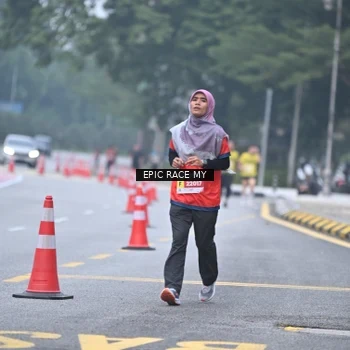 Runner Photo 7034298