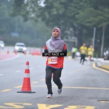 Runner Photo 7034300