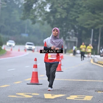 Runner Photo 7034303