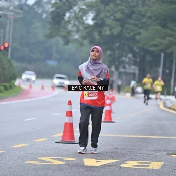 Runner Photo 7034304