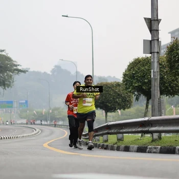 Runner Photo 7034306