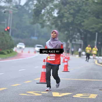 Runner Photo 7034317