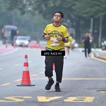 Runner Photo 7034321