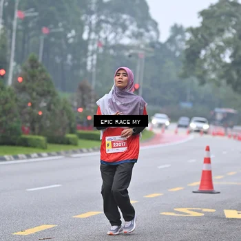 Runner Photo 7034323