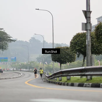 Runner Photo 7034327