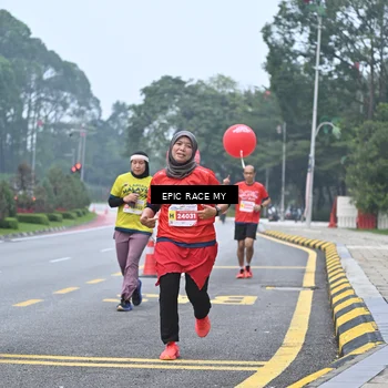 Runner Photo 7034333