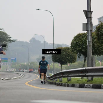 Runner Photo 7034341