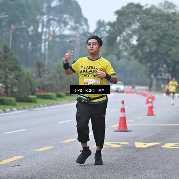 Runner Photo 7034342