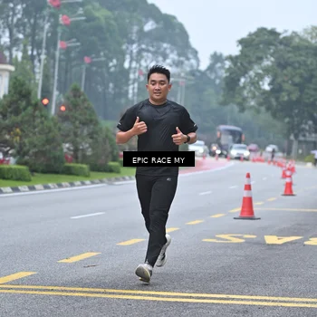 Runner Photo 7034361