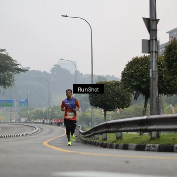 Runner Photo 7034362