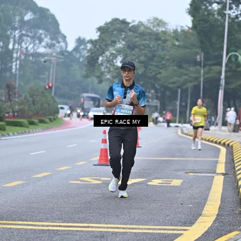 Runner Photo 7034367