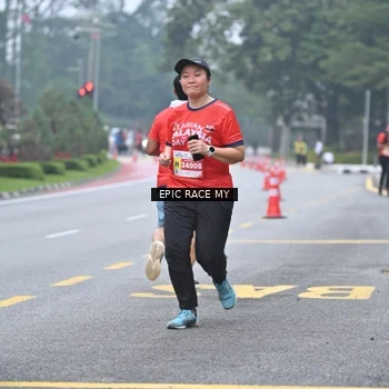 Runner Photo 7034402