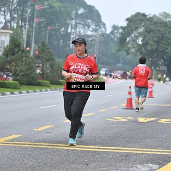 Runner Photo 7034413
