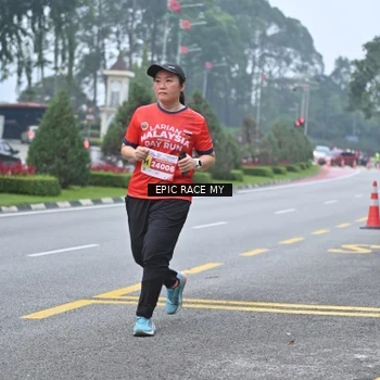 Runner Photo 7034420