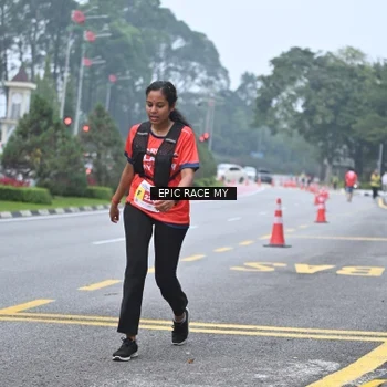 Runner Photo 7034436