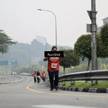 Runner Photo 7034437