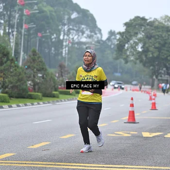 Runner Photo 7034457
