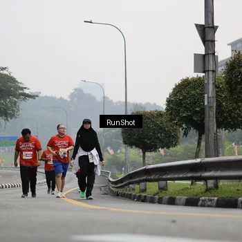 Runner Photo 7034461