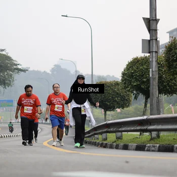 Runner Photo 7034464
