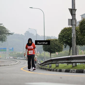 Runner Photo 7034498