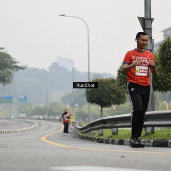 Runner Photo 7034512