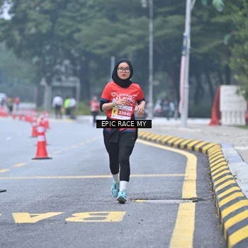 Runner Photo 7034521