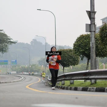 Runner Photo 7034554