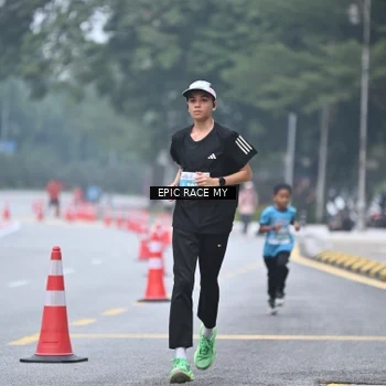 Runner Photo 7034578