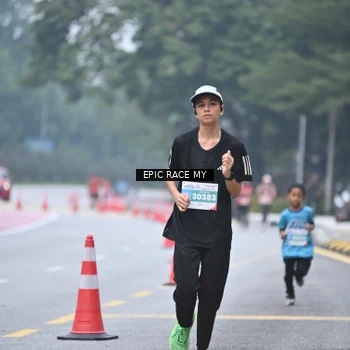 Runner Photo 7034582