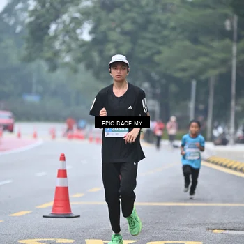 Runner Photo 7034590
