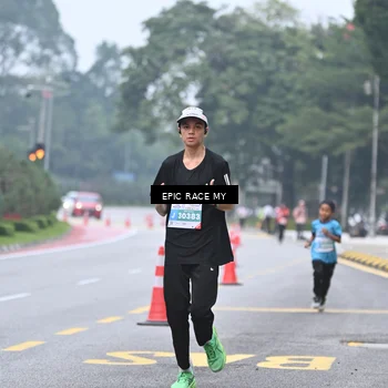 Runner Photo 7034599