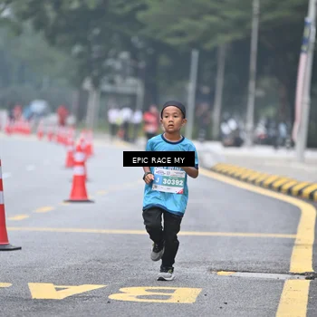 Runner Photo 7034610
