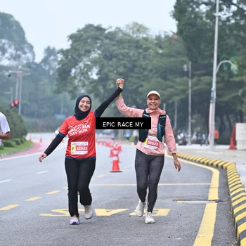 Runner Photo 7034635