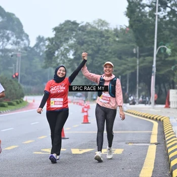 Runner Photo 7034639