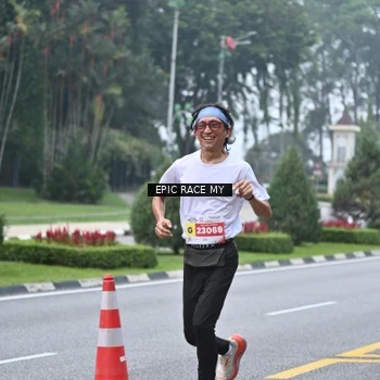 Runner Photo 7034650