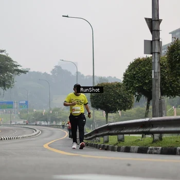 Runner Photo 7034660