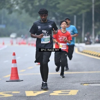 Runner Photo 7034662
