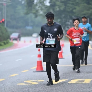 Runner Photo 7034666