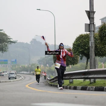 Runner Photo 7034670