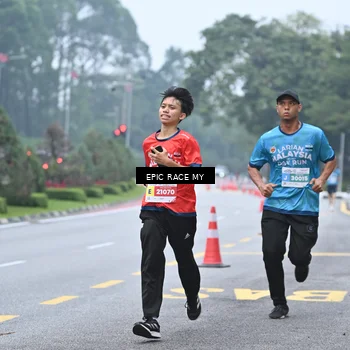 Runner Photo 7034689