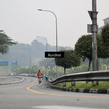 Runner Photo 7034698