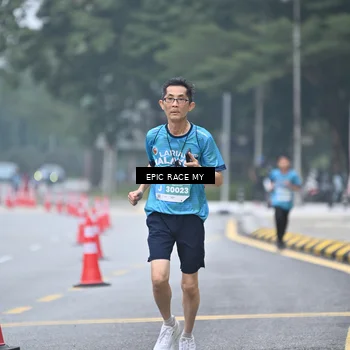 Runner Photo 7034702