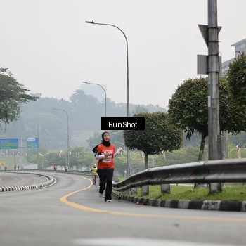 Runner Photo 7034711