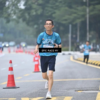 Runner Photo 7034713