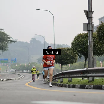 Runner Photo 7034716
