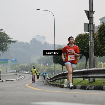 Runner Photo 7034729