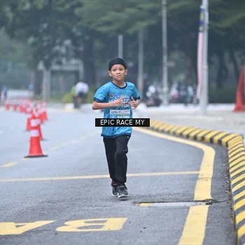 Runner Photo 7034742