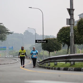 Runner Photo 7034762